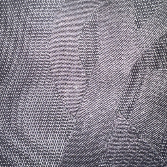 Saint Laurent Black Tone on Tone Signature Crossbody Bag - Picture 4 of 7